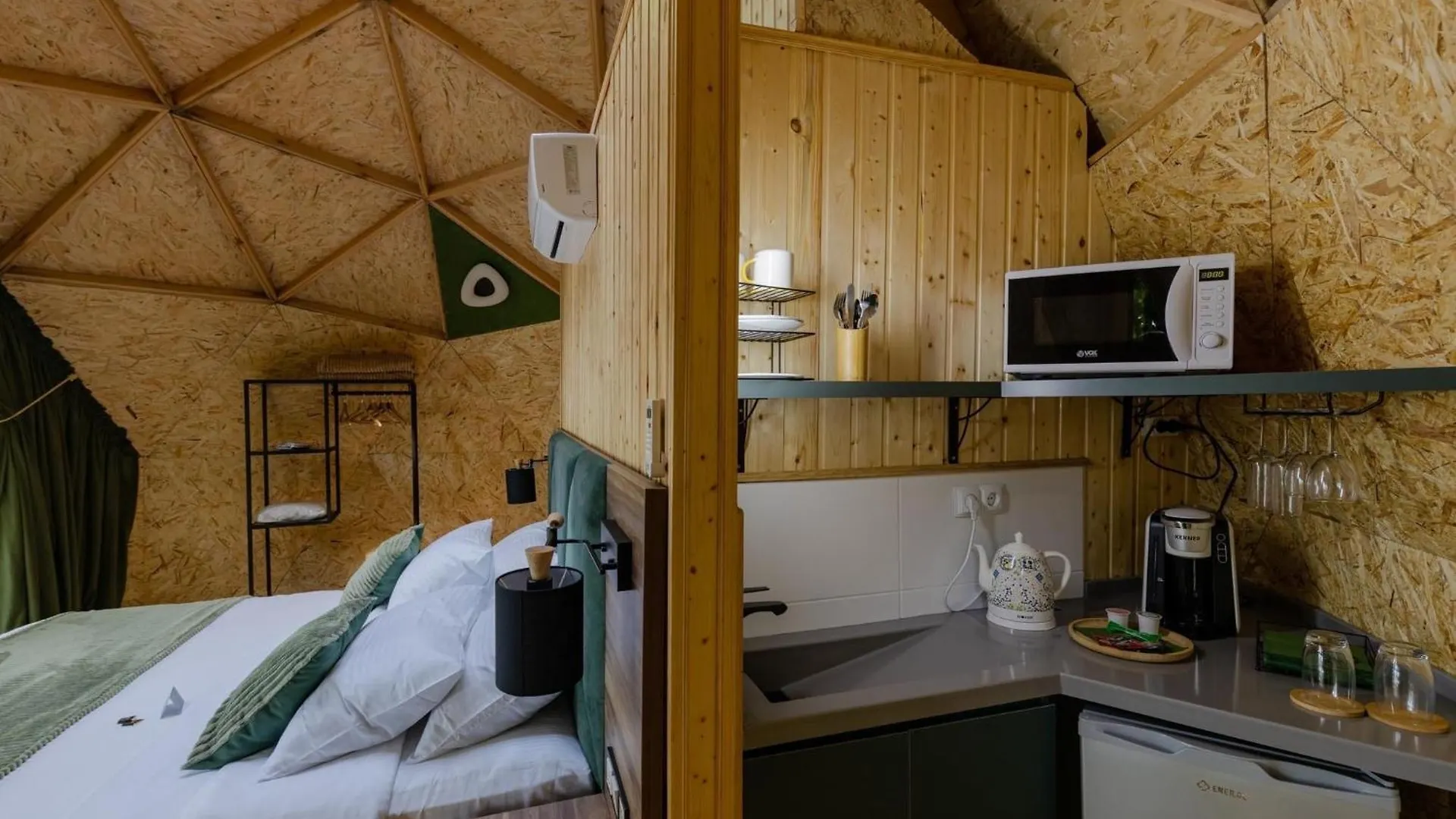 Campismo de Luxo Glamping Martini Kvariati With Pool Batumi